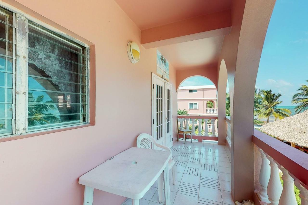 Palm @ Caribe Island Apartment San Pedro  Exterior foto
